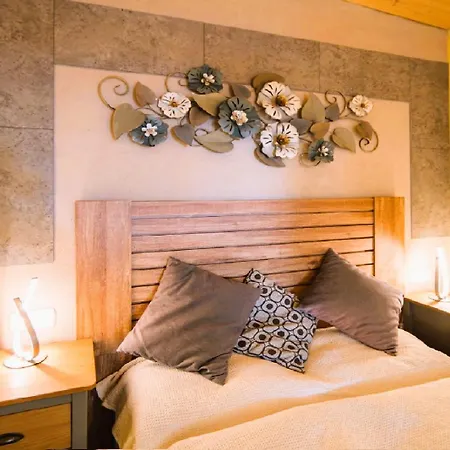 Tiny House Madora - Sea View - Amazing Garden - Quiet Location - Bodegas & Hiking Trails Nearby *