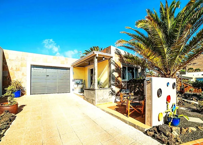 Tiny House Madora - Sea View - Amazing Garden - Quiet Location - Bodegas & Hiking Trails Nearby アパート La Asomada