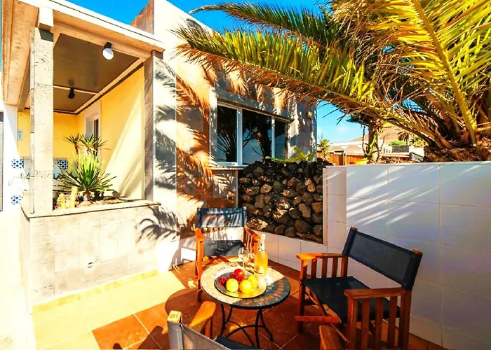 Tiny House Madora - Sea View - Amazing Garden - Quiet Location - Bodegas & Hiking Trails Nearby Daire La Asomada (Lanzarote)